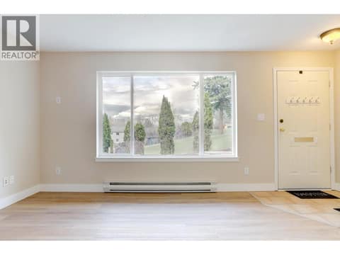 Photo 3 of 505 Browne Road Unit# 103, City of Vernon