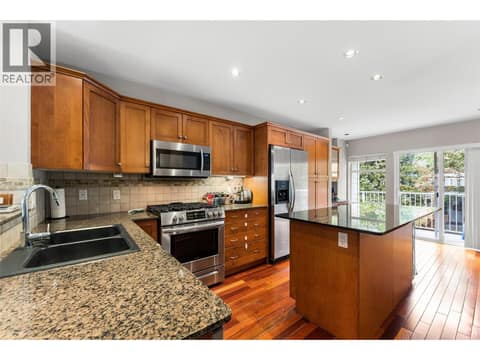 Photo 3 of 1853 Parkview Crescent Unit# 26, Springfield/Spall, Kelowna