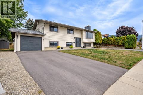Photo 2 of 2105 20 Avenue, East Hill, Vernon