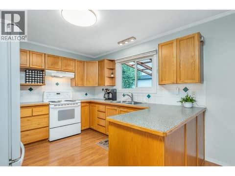 Photo 7 of 2105 20 Avenue, East Hill, Vernon