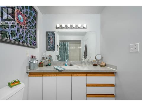 Suite bathroom at 2105 20 Avenue, East Hill, Vernon
