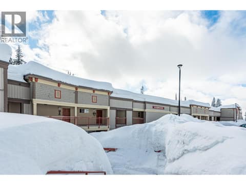 Wildwood Front Entry at 9812 Silver Star Road Unit# 305, Silver Star, Vernon