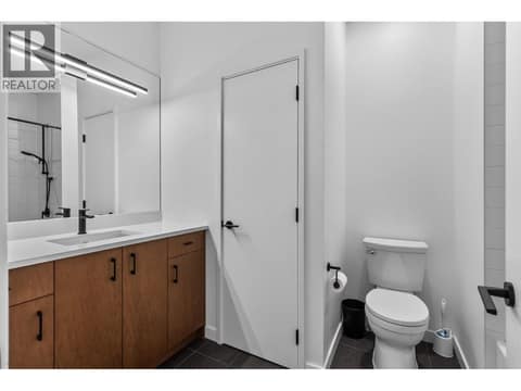 Photo 17 of 624 Bonjou Road, Lower Mission, Kelowna
