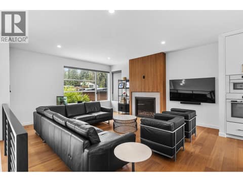 Photo 5 of 624 Bonjou Road, Lower Mission, Kelowna