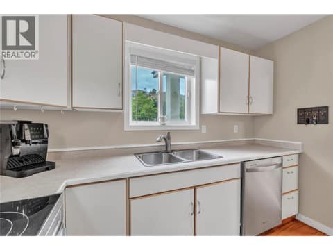 Photo 7 of 8710 Prairie Valley Road Unit# 4, Main Town, Summerland