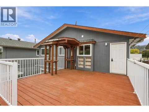 Photo 11 of 4568 CAMMERAY Drive, Rayleigh, Kamloops