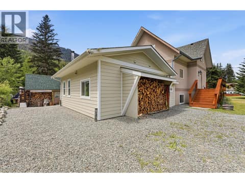 Legal Fully Contained One Bedroom Suite at 7153 CAHILTY Road, Heffley, Kamloops