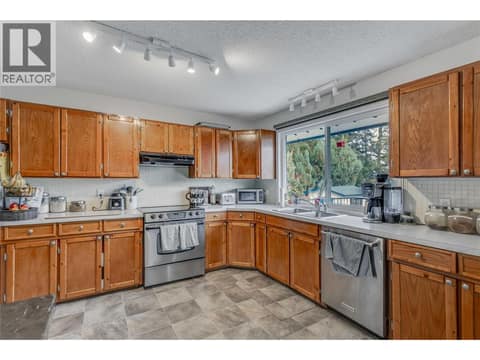 Photo 25 of 3341 Webber Road, Glenrosa, West Kelowna
