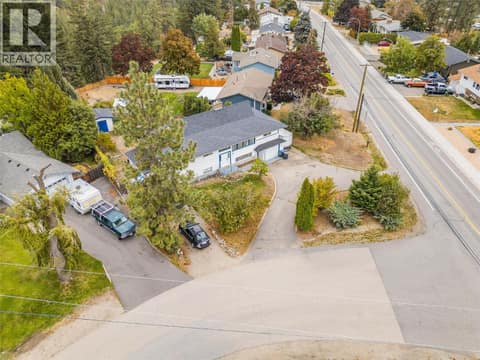 Here's a good view of all the parking available. at 3341 Webber Road, Glenrosa, West Kelowna