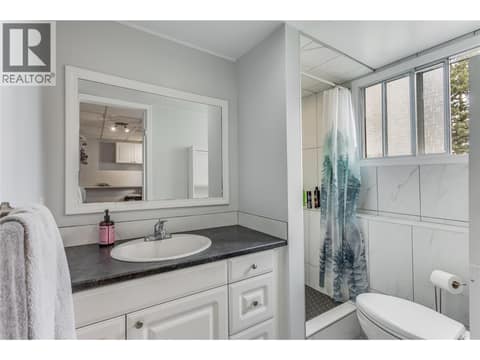 Lower-level main bathroom. at 3341 Webber Road, Glenrosa, West Kelowna