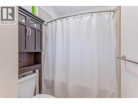 Main upstairs bathroom. at 3341 Webber Road, Glenrosa, West Kelowna