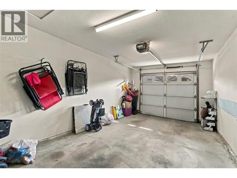 Photo 32 of 1874 Parkview Crescent Unit# 32 Lot# 32, Springfield/Spall, Kelowna