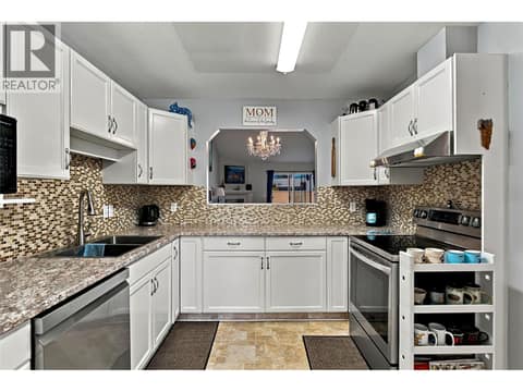 Photo 6 of 1874 Parkview Crescent Unit# 32 Lot# 32, Springfield/Spall, Kelowna