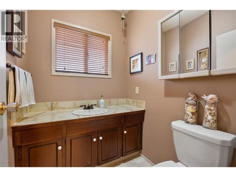 Photo 17 of 4313 Furiak Road, Rayleigh, Kamloops