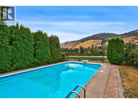 Photo 6 of 4313 Furiak Road, Rayleigh, Kamloops