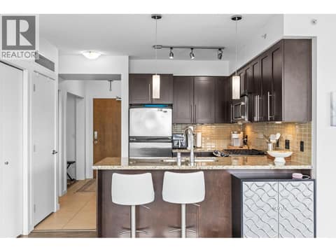 Photo 9 of 1075 Sunset Drive Unit# 702, Kelowna North