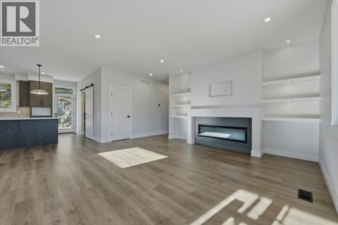 Great Room at 2083 Cortina Drive, Black Mountain, Kelowna