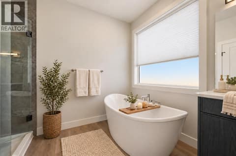 Virtually Stage Ensuite at 2083 Cortina Drive, Black Mountain, Kelowna