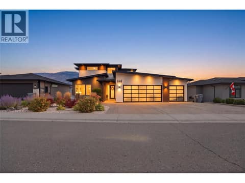 Photo 1 of 848 Cantle Drive, Batchelor Heights, Kamloops