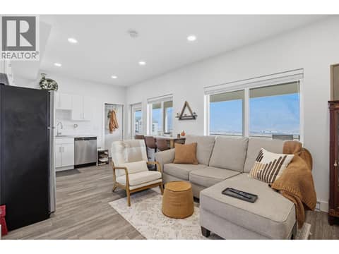 2-bedroom suite at 848 Cantle Drive, Batchelor Heights, Kamloops