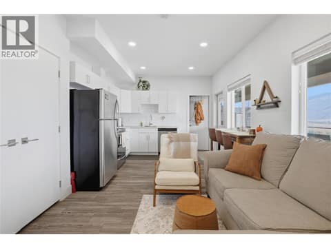 2-bedroom suite at 848 Cantle Drive, Batchelor Heights, Kamloops