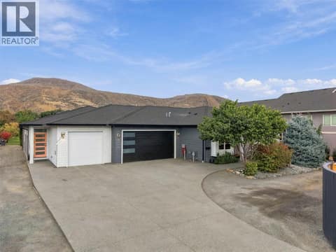 Photo 2 of 1848 PARKCREST Avenue, Brocklehurst, Kamloops
