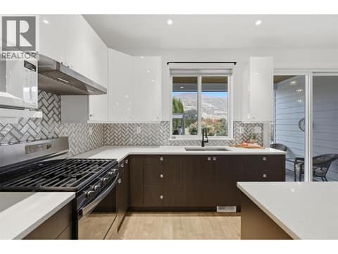 Photo 51 of 1848 PARKCREST Avenue, Brocklehurst, Kamloops