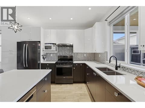 Photo 52 of 1848 PARKCREST Avenue, Brocklehurst, Kamloops
