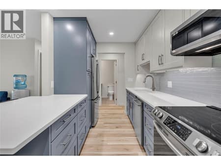 Photo 6 of 922 Dynes Avenue Unit# 309, Main North, Penticton