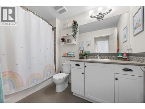 4pce full bathroom upstairs at 10724 Bottom Wood Lake Road Unit# 4, Lake Country South West