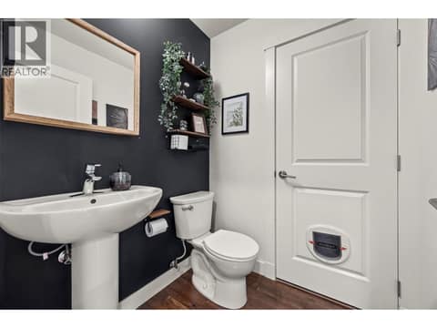 Main floor powder room at 10724 Bottom Wood Lake Road Unit# 4, Lake Country South West