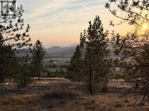 Photo 3 of 5157 Whitetail Drive, Ellison, Kelowna