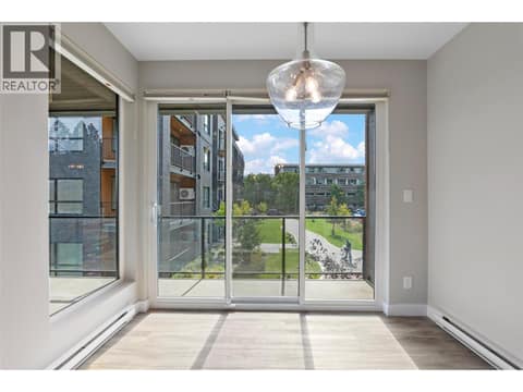 Photo 9 of 875 UNIVERSITY Drive Unit# 203, Sahali, Kamloops