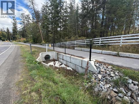 Photo 29 of 5440 Silver Star Road, City of Vernon