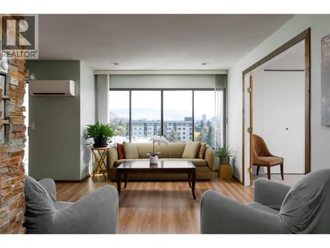Photo 1 of 737 Leon Avenue Unit# 807, Kelowna North