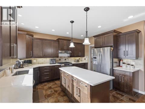 Photo 11 of 1914 Ironwood Street, Sun Rivers, Kamloops