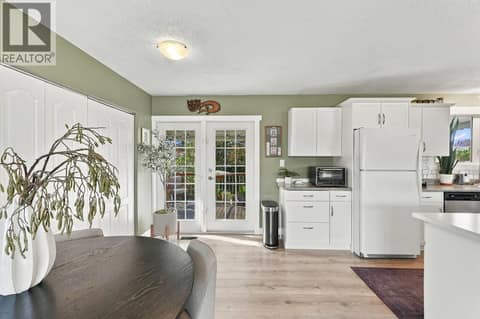 Photo 8 of 1029 Quesnel Road, Lower Mission, Kelowna