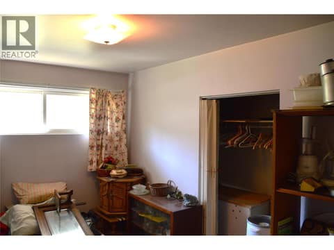Bedroom 2 at 2022 Glenwood Drive, Valleyview, Kamloops