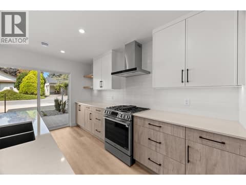 Photo 13 of 773 Kinnear Avenue Unit# 2, Kelowna South