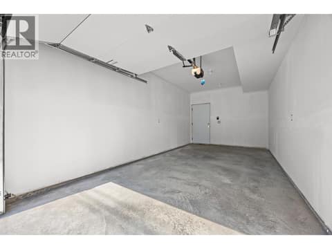 20.11 x 10.10 garage at 773 Kinnear Avenue Unit# 2, Kelowna South