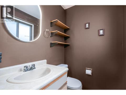 Ensuite at 195 Felix Road, Rutland North, Kelowna