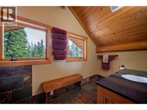 Photo 65 of 6470 Mckinney Road, Oliver Rural
