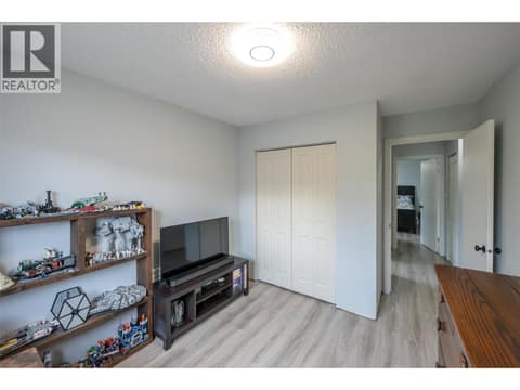 Photo 20 of 7503 HOWIS Crescent, Main Town, Summerland