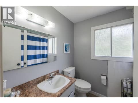 Photo 21 of 7503 HOWIS Crescent, Main Town, Summerland