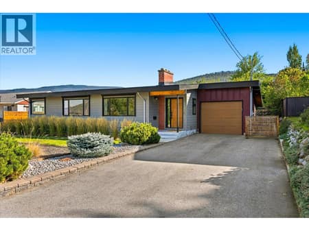 Photo 2 of 158 Grandview Street, Uplands/Redlands, Penticton