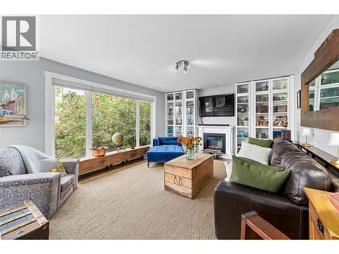 Photo 8 of 2350 Thacker Drive, Lakeview Heights, West Kelowna