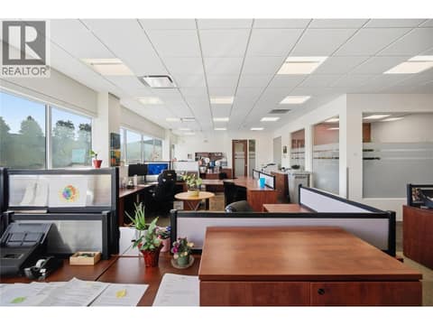 Photo 13 of 1370 Summit Drive Unit# B, Sahali, Kamloops
