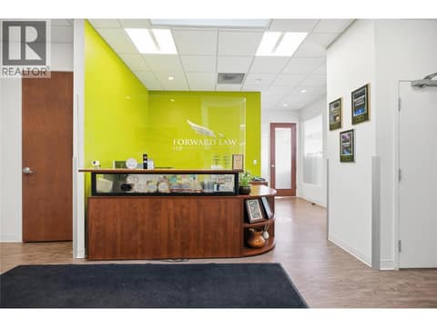 Photo 4 of 1370 Summit Drive Unit# B, Sahali, Kamloops