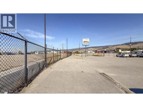 Photo 26 of 3837 97 Highway N, Rutland North, Kelowna