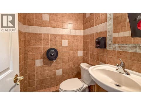 Photo 41 of 3837 97 Highway N, Rutland North, Kelowna